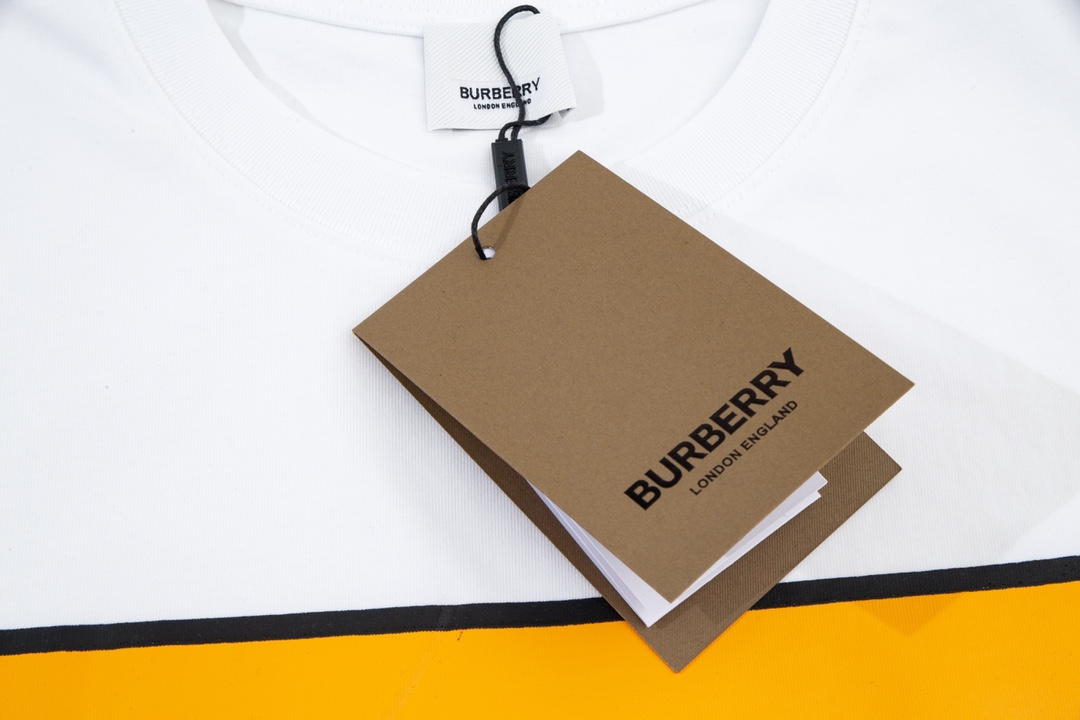 【BURBERRY旗艦店】バーバリー 半袖Tシャツ ご好評に付き再入荷！