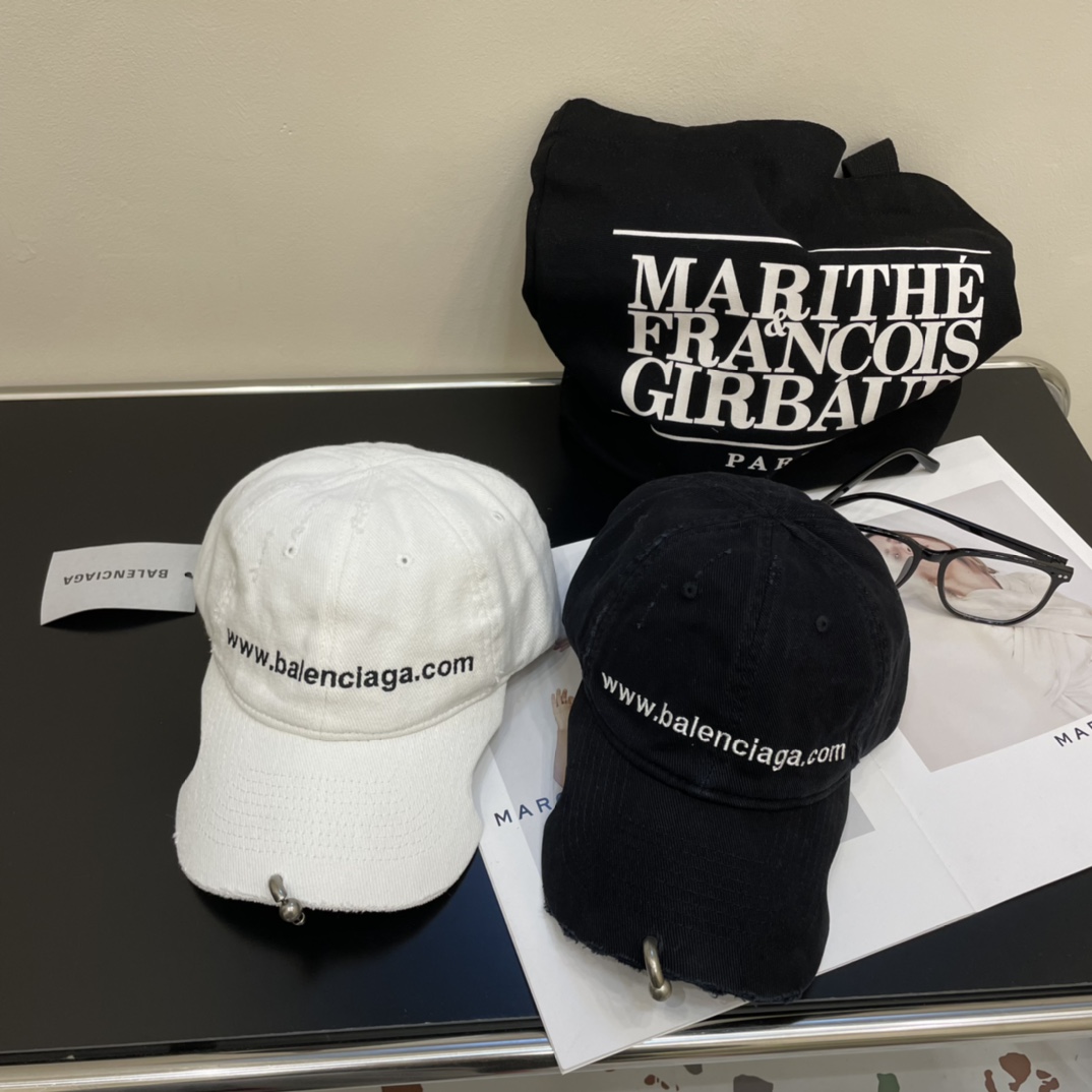 【BALENCIAGA バレンシアガ】【数量限定】 野球帽 / ハット