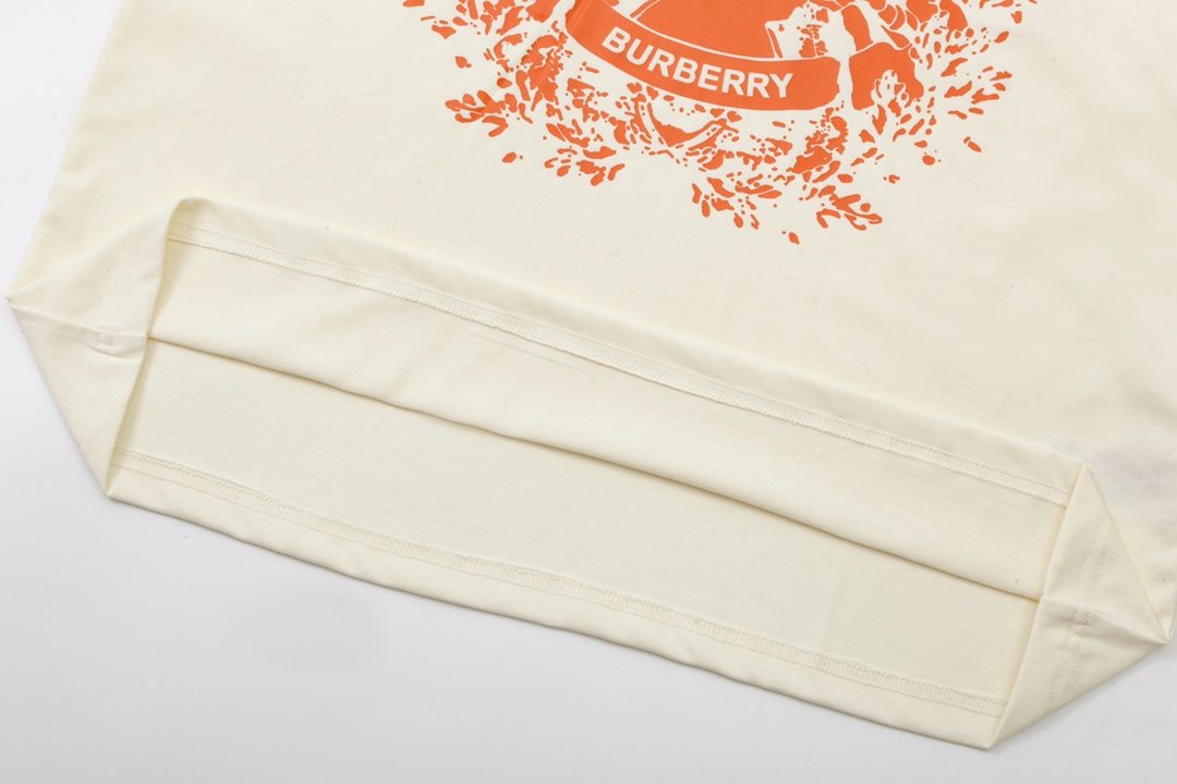 【BURBERRY旗艦店】バーバリー 半袖Tシャツ ご好評に付き再入荷！