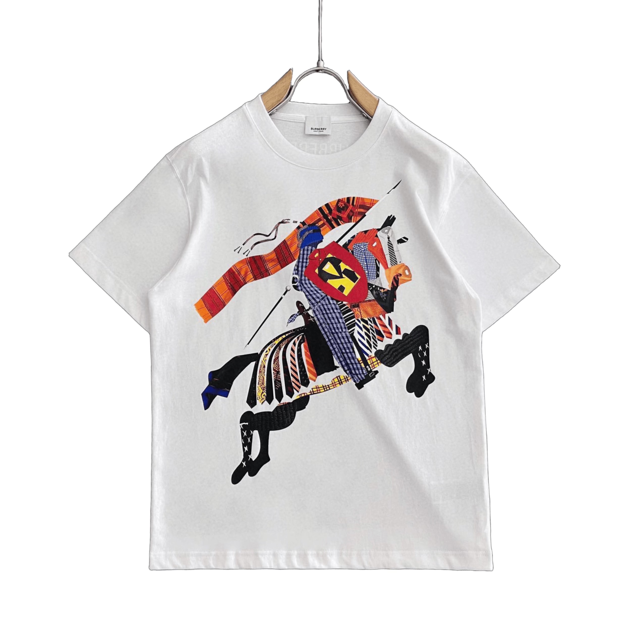 【BURBERRY旗艦店】バーバリー 半袖Tシャツ ご好評に付き再入荷！