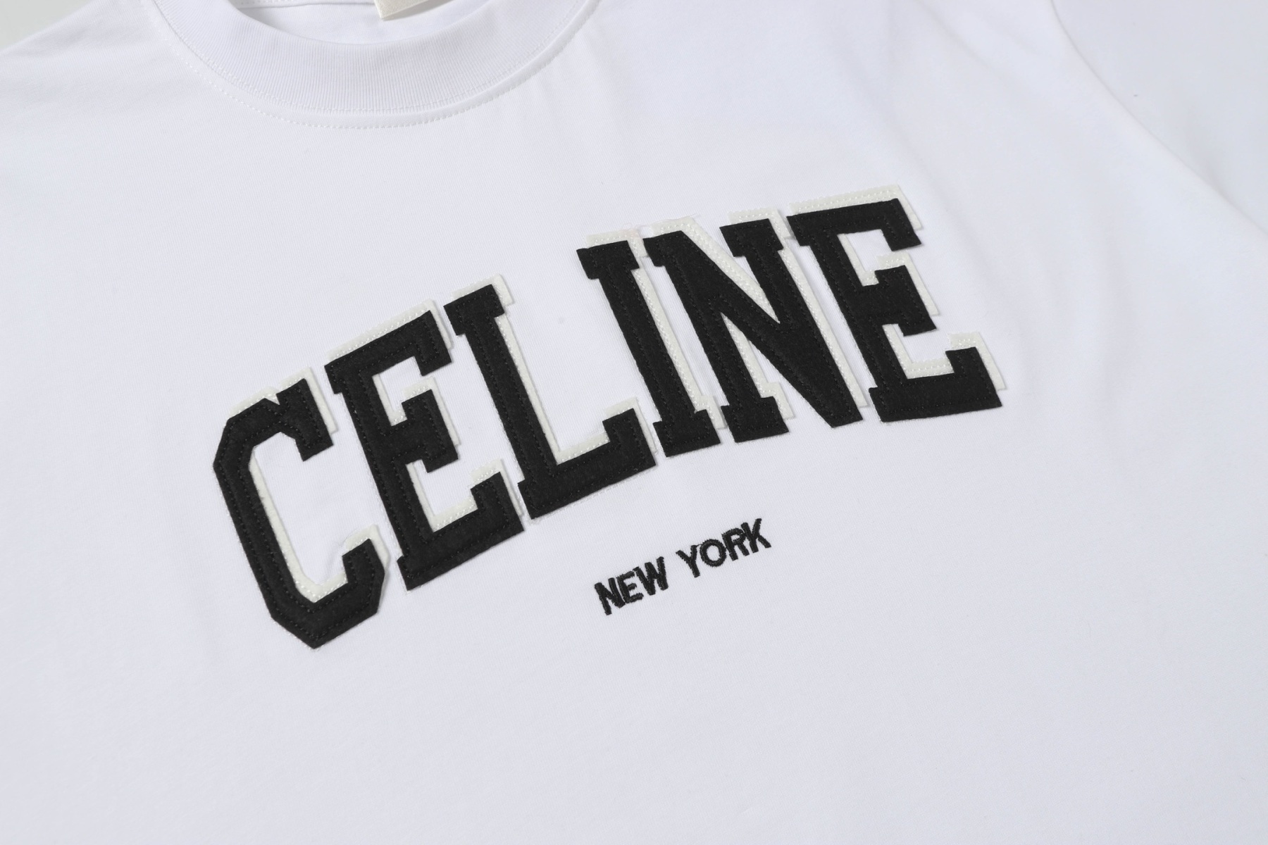 【CELINE】（セリーヌ）半袖Tシャツ 男女兼用、ご好評に付き再入荷！