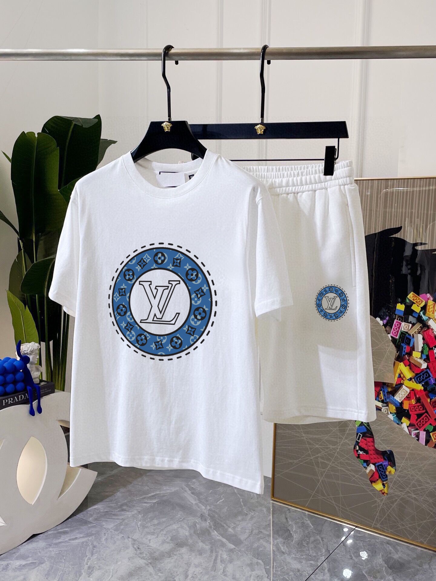 【LOUIS VUITTON旗艦店】半袖ショートパンツスーツ ご好評に付き再入荷！