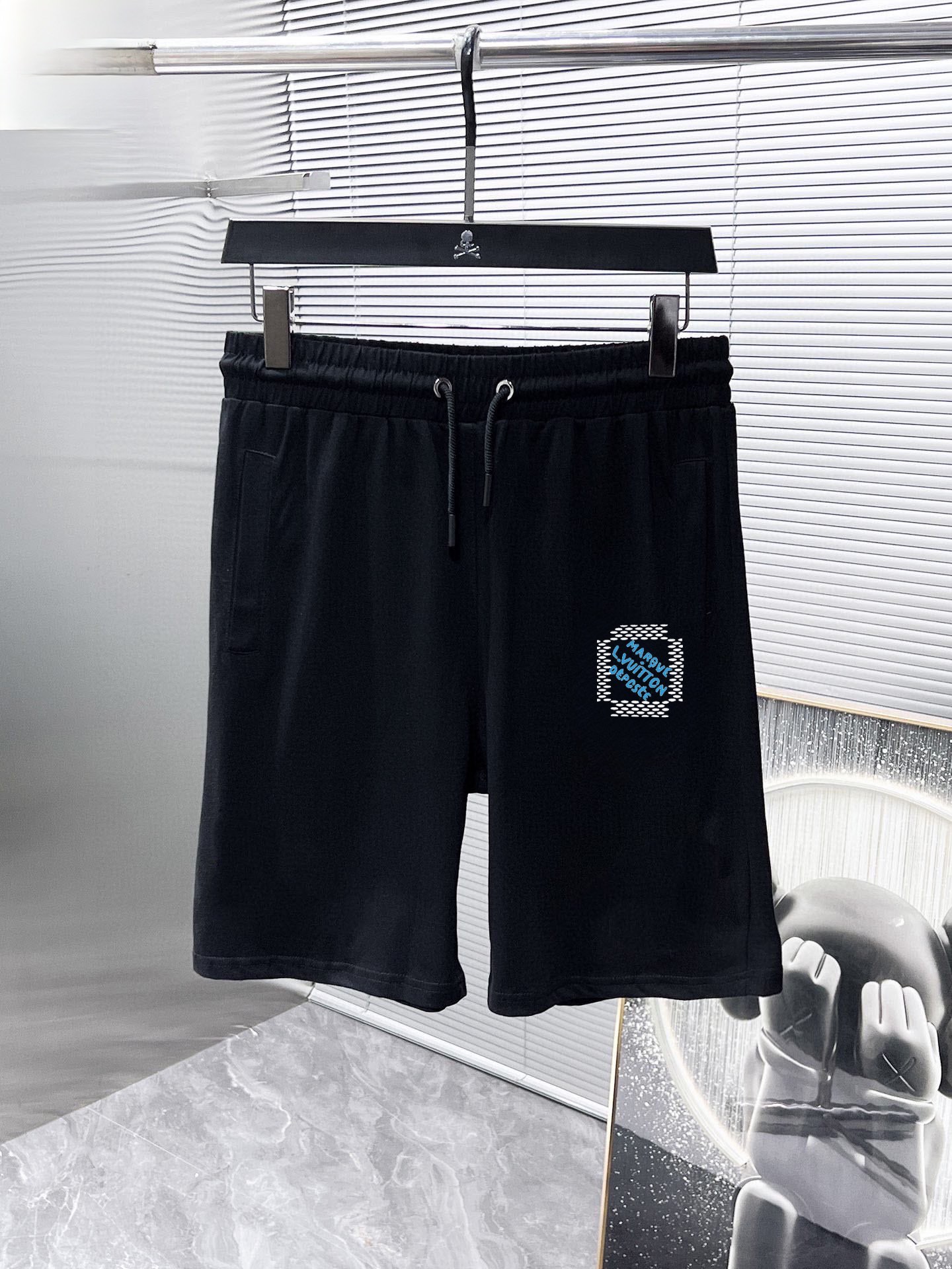 【LOUIS VUITTON旗艦店】半袖ショートパンツスーツ ご好評に付き再入荷！