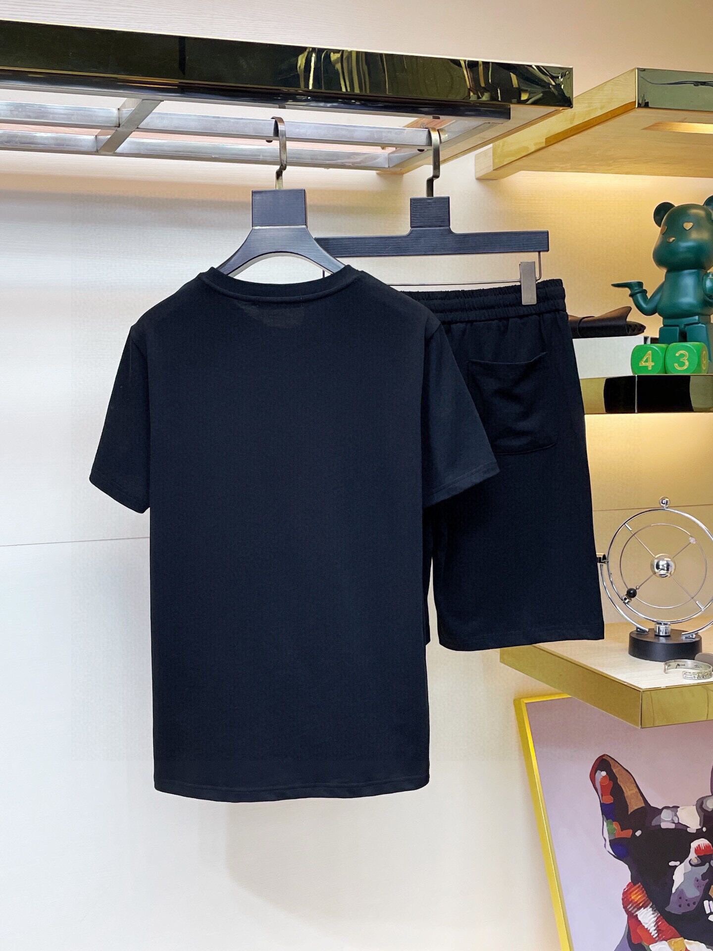 【LOUIS VUITTON旗艦店】半袖ショートパンツスーツ ご好評に付き再入荷！