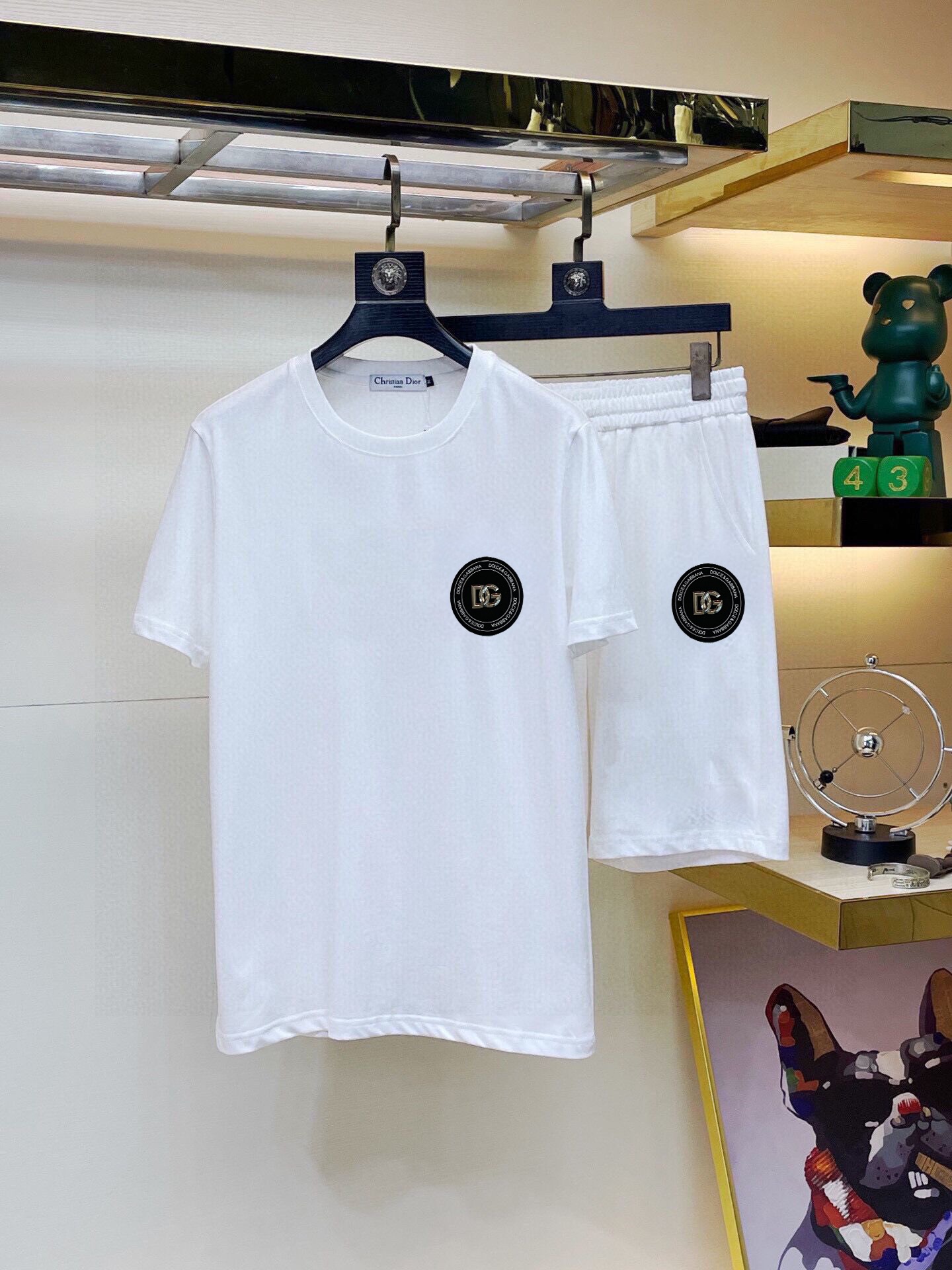 【Dolce&Gabbana旗艦店】半袖ショートパンツスーツ ご好評に付き再入荷！