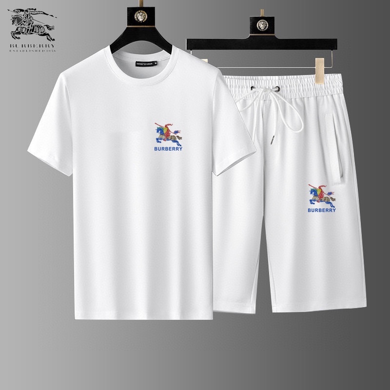 【BURBERRY旗艦店】バーバリー 半袖ショートパンツスーツ ご好評に付き再入荷！