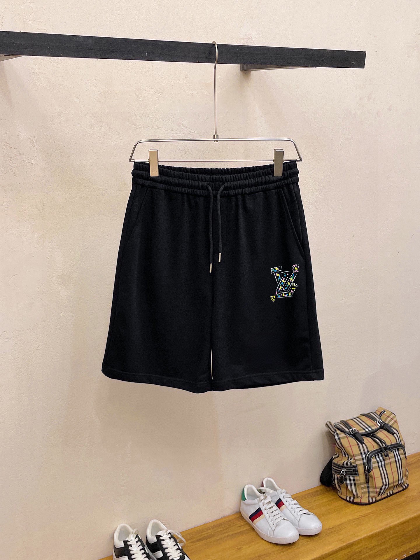 【LOUIS VUITTON旗艦店】半袖ショートパンツスーツ ご好評に付き再入荷！