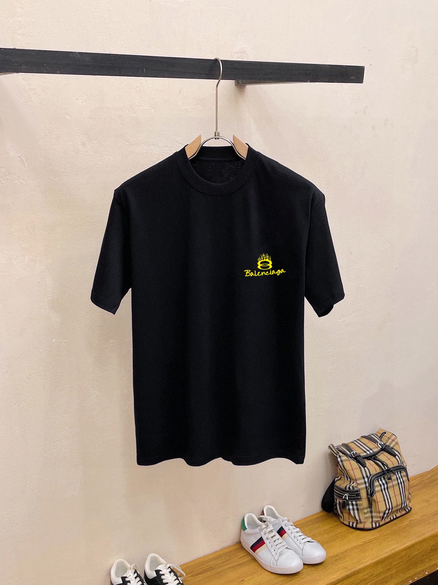 【BALENCIAGA旗艦店】バレンシアガ 半袖ショートパンツスーツ ご好評に付き再入荷！