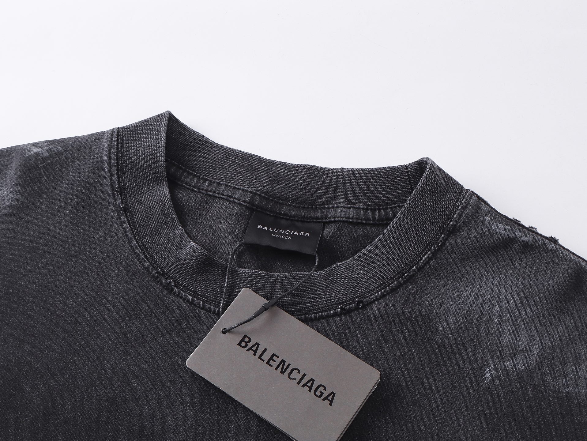 【BALENCIAGA旗艦店】バレンシアガ 長袖 ご好評に付き再入荷！