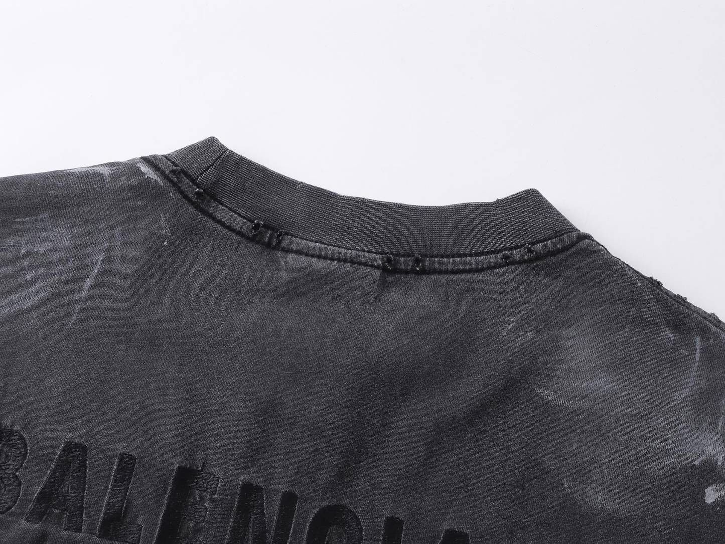 【BALENCIAGA旗艦店】バレンシアガ 長袖 ご好評に付き再入荷！