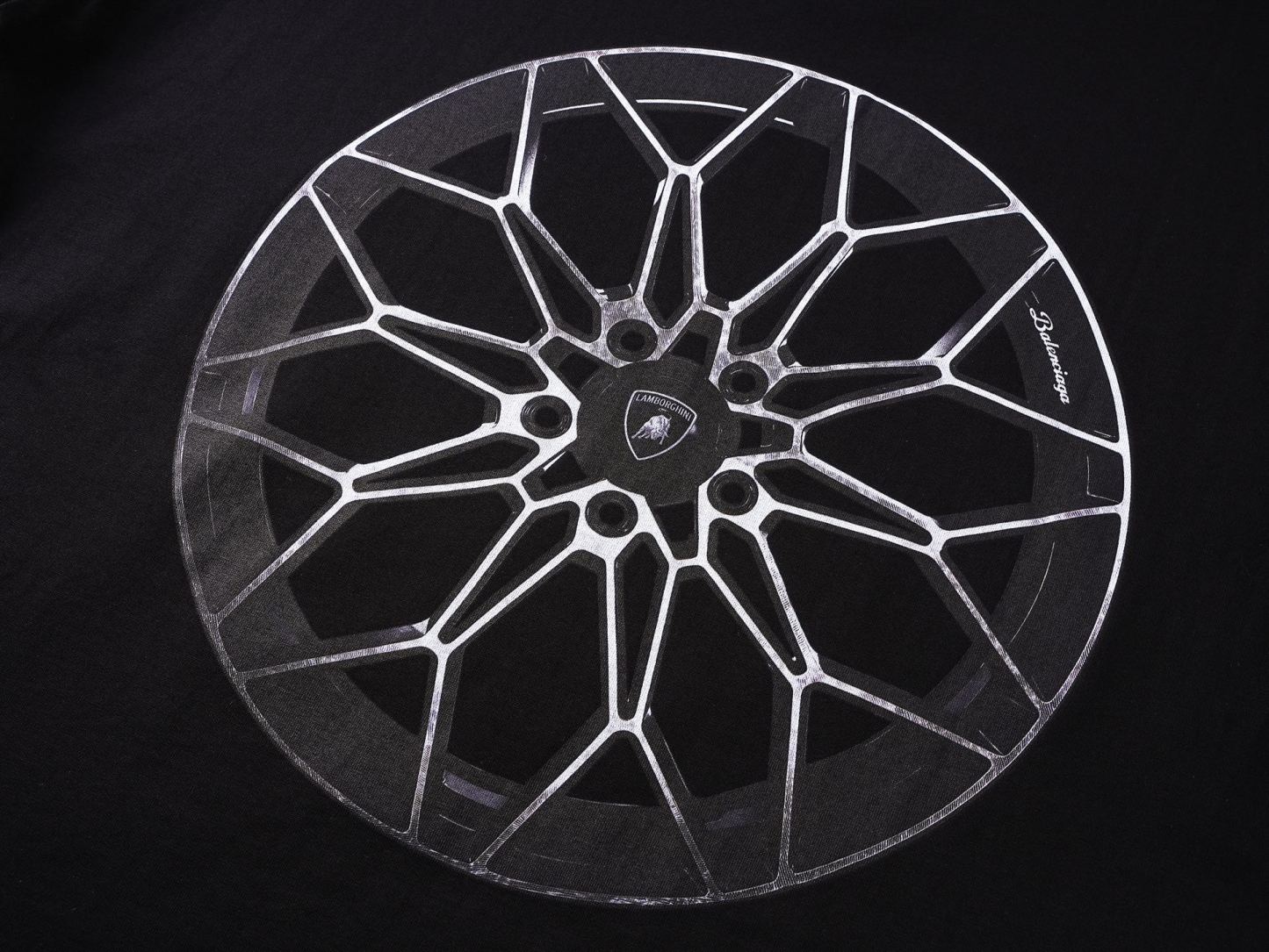 【BALENCIAGA旗艦店】バレンシアガ 長袖 即日出荷 ご好評に付き再入荷！