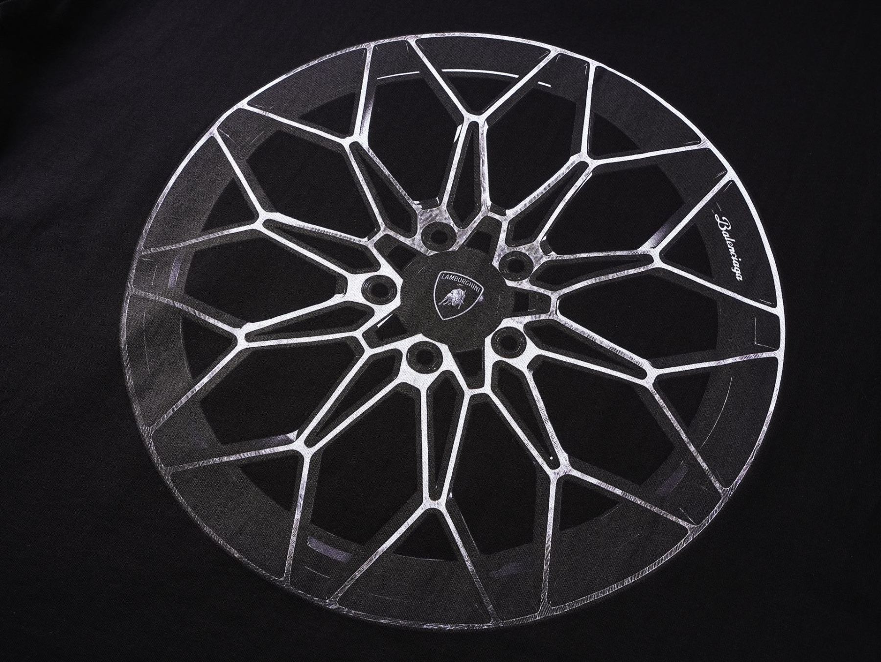 【BALENCIAGA旗艦店】バレンシアガ 長袖 即日出荷 ご好評に付き再入荷！