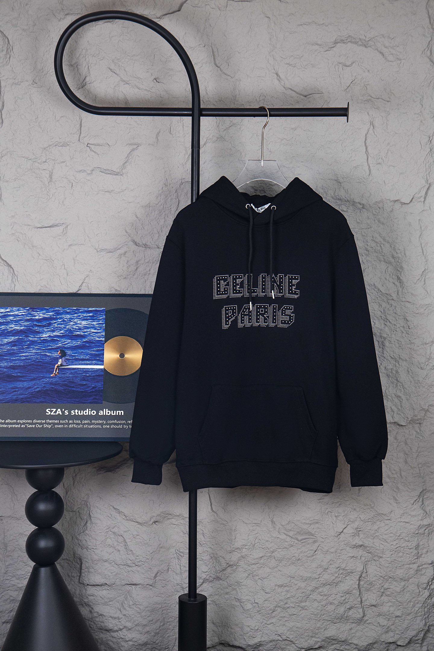 【CELINE 公式旗艦店】 セリーヌ パーカー ご好評に付き再入荷！