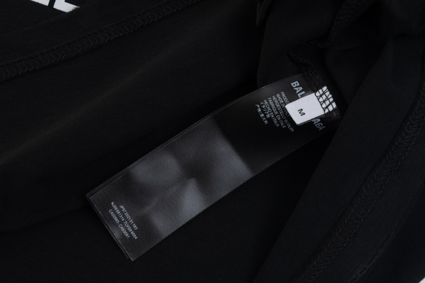 【BALENCIAGA旗艦店】バレンシアガ 長袖 即日出荷 ご好評に付き再入荷！