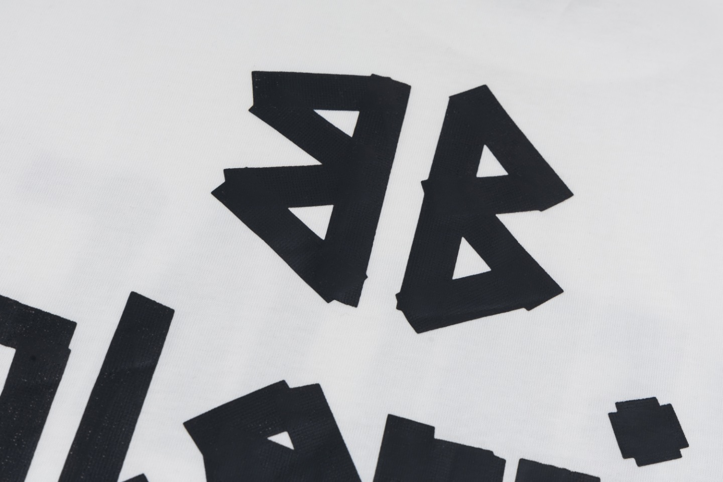 【BALENCIAGA旗艦店】バレンシアガ 長袖 即日出荷 ご好評に付き再入荷！