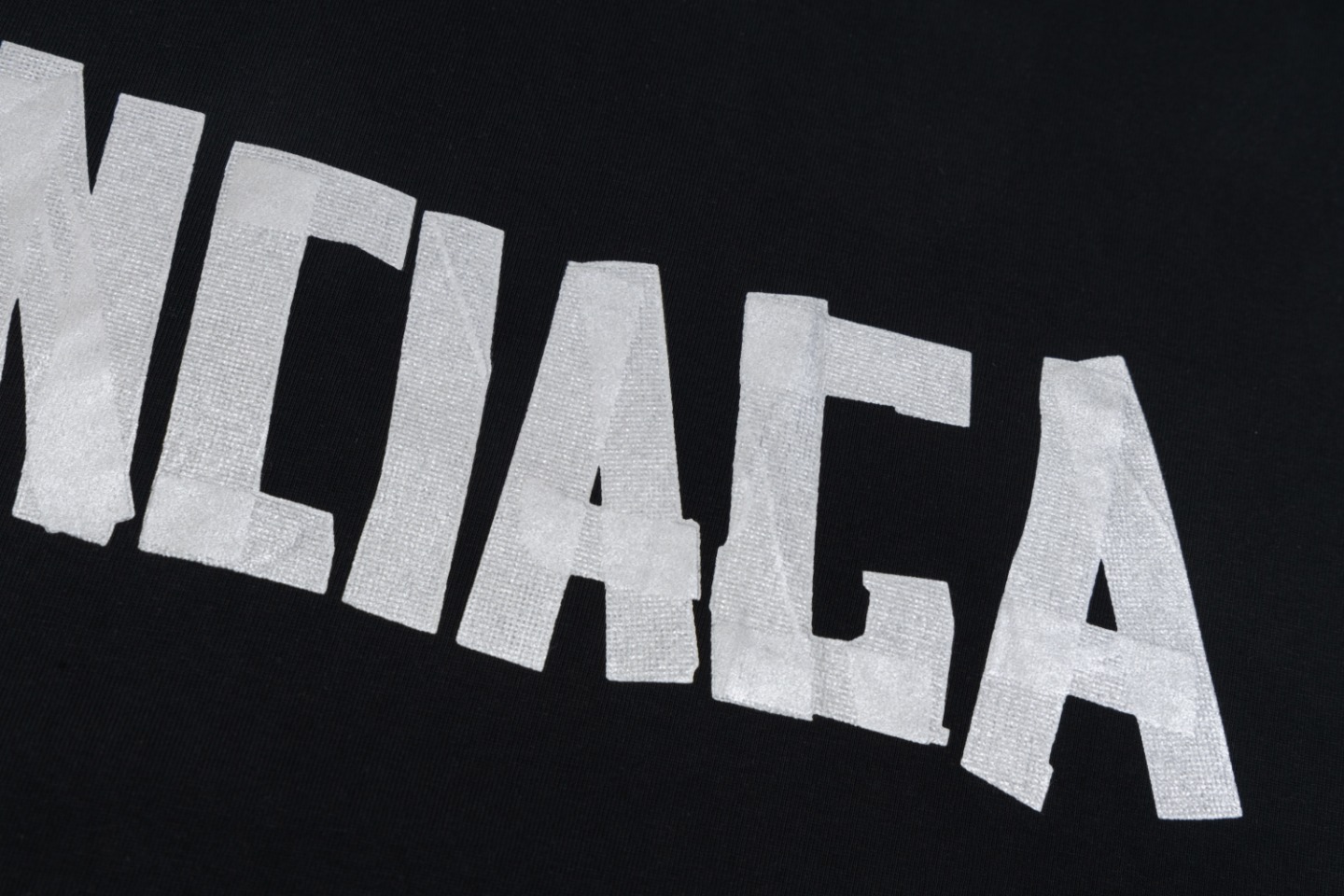 【BALENCIAGA旗艦店】バレンシアガ 長袖 即日出荷 ご好評に付き再入荷！