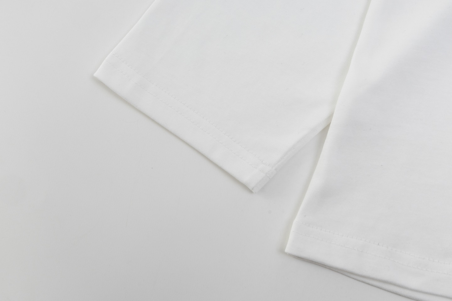 【BALENCIAGA旗艦店】バレンシアガ 長袖 男女兼用 ご好評に付き再入荷！