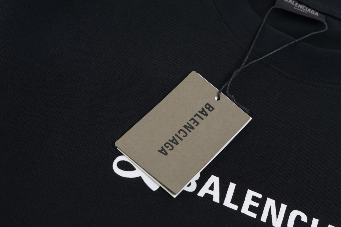 【BALENCIAGA旗艦店】バレンシアガ 長袖 男女兼用 ご好評に付き再入荷！