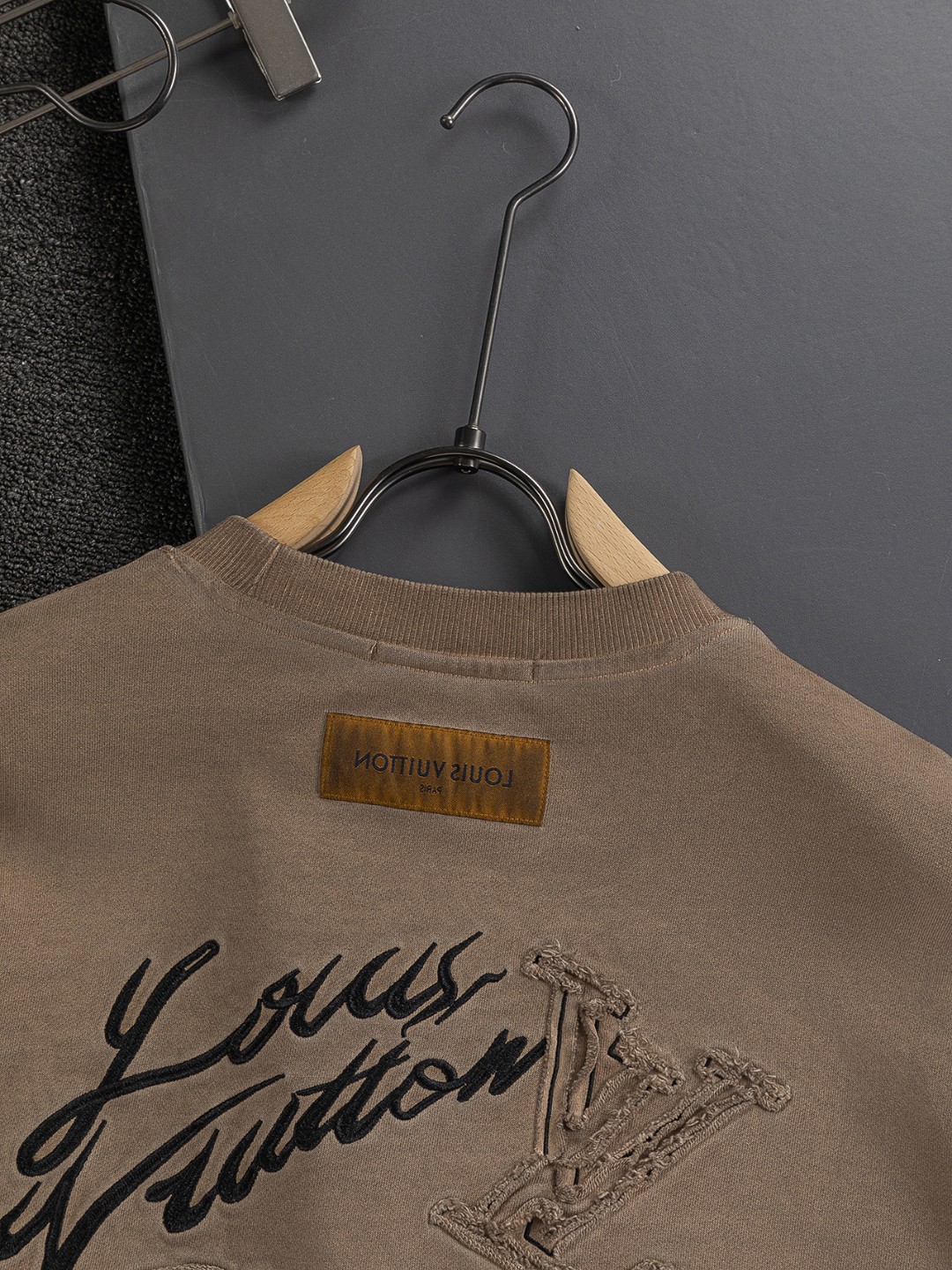 【LOUIS VUITTON旗艦店】ルイヴィトン 長袖 ご好評に付き再入荷！