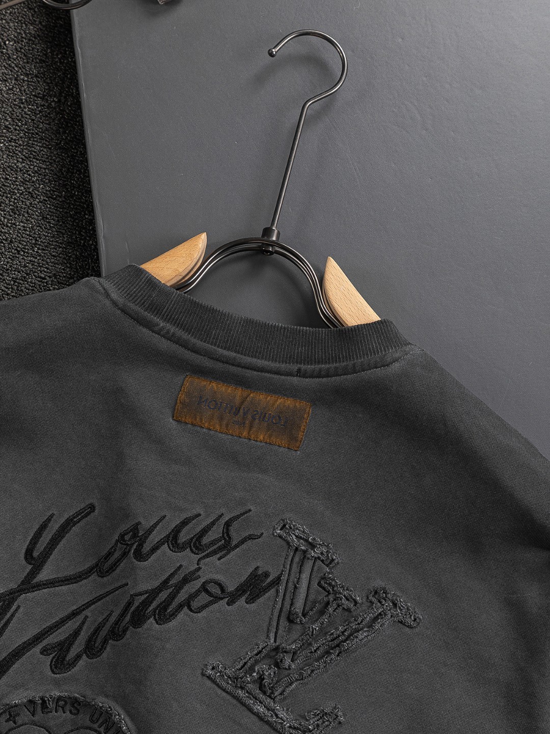 【LOUIS VUITTON旗艦店】ルイヴィトン 長袖 ご好評に付き再入荷！