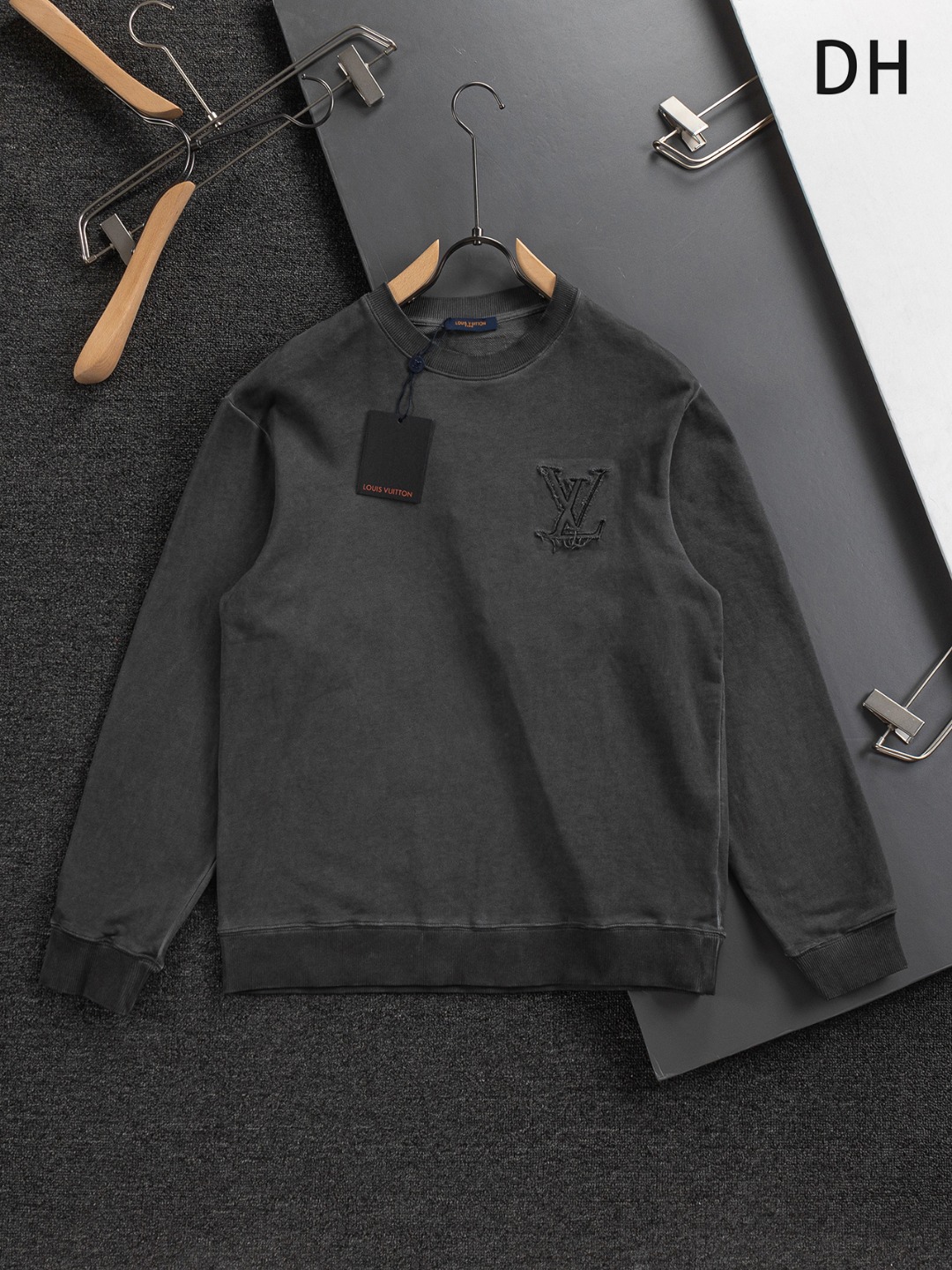 【LOUIS VUITTON旗艦店】ルイヴィトン 長袖 ご好評に付き再入荷！