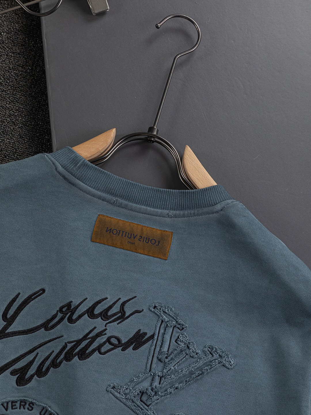 【LOUIS VUITTON旗艦店】ルイヴィトン 長袖 ご好評に付き再入荷！