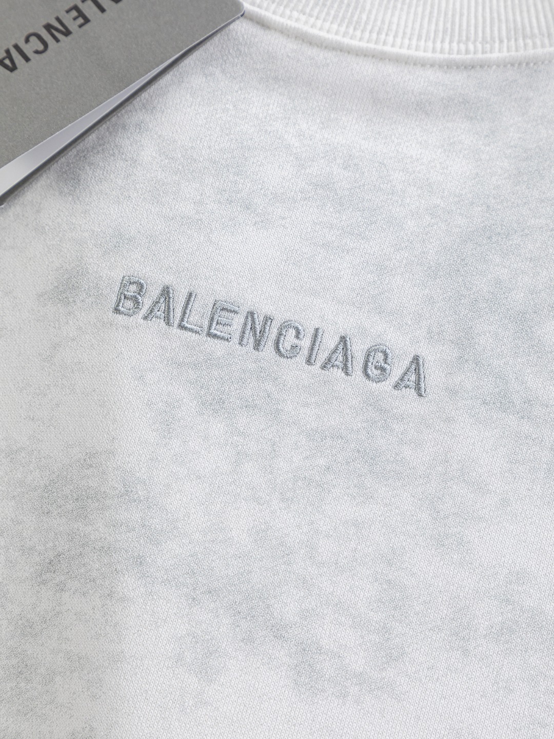 【BALENCIAGA旗艦店】バレンシアガ 長袖 ご好評に付き再入荷！