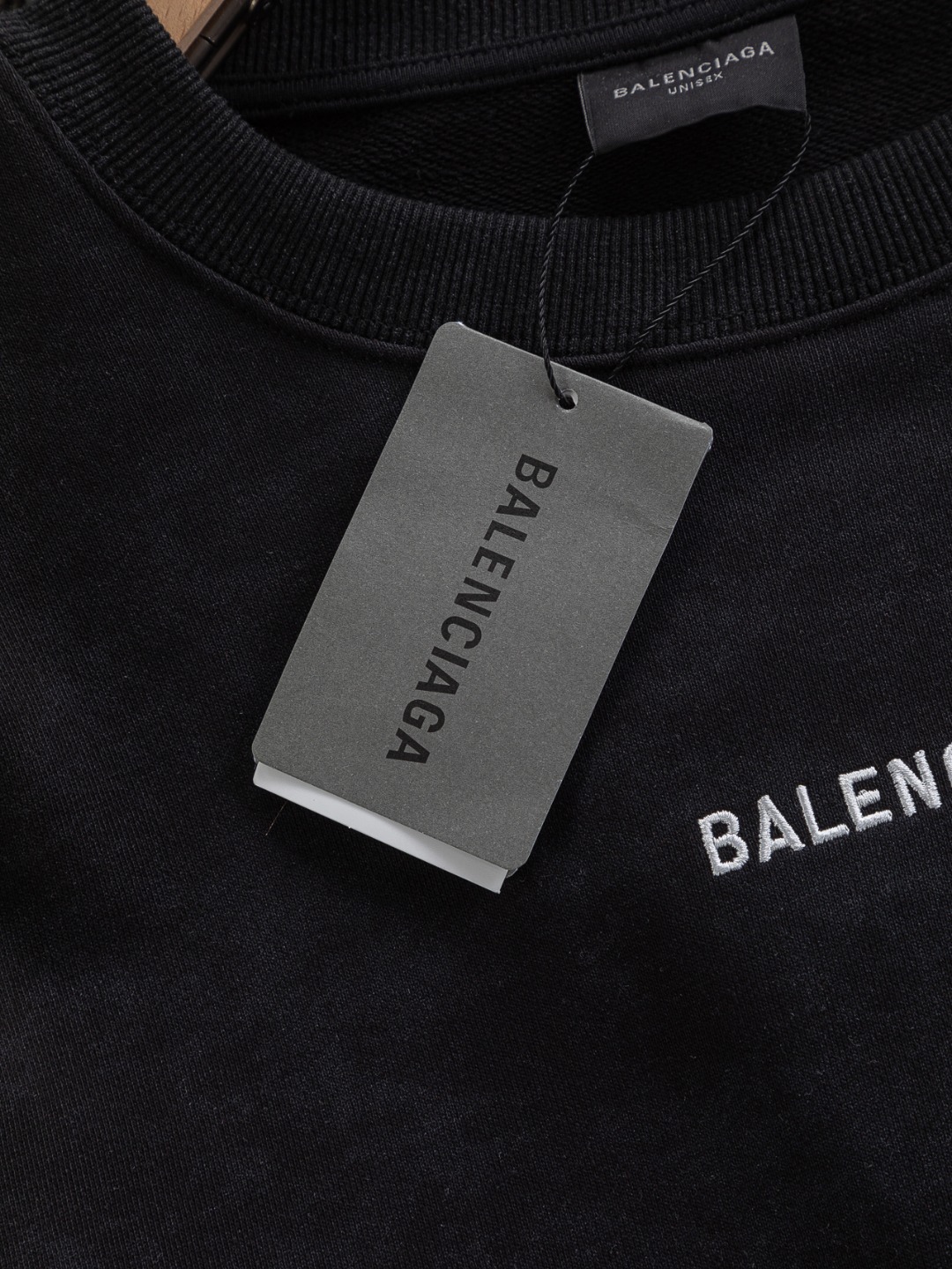 【BALENCIAGA旗艦店】バレンシアガ 長袖 ご好評に付き再入荷！