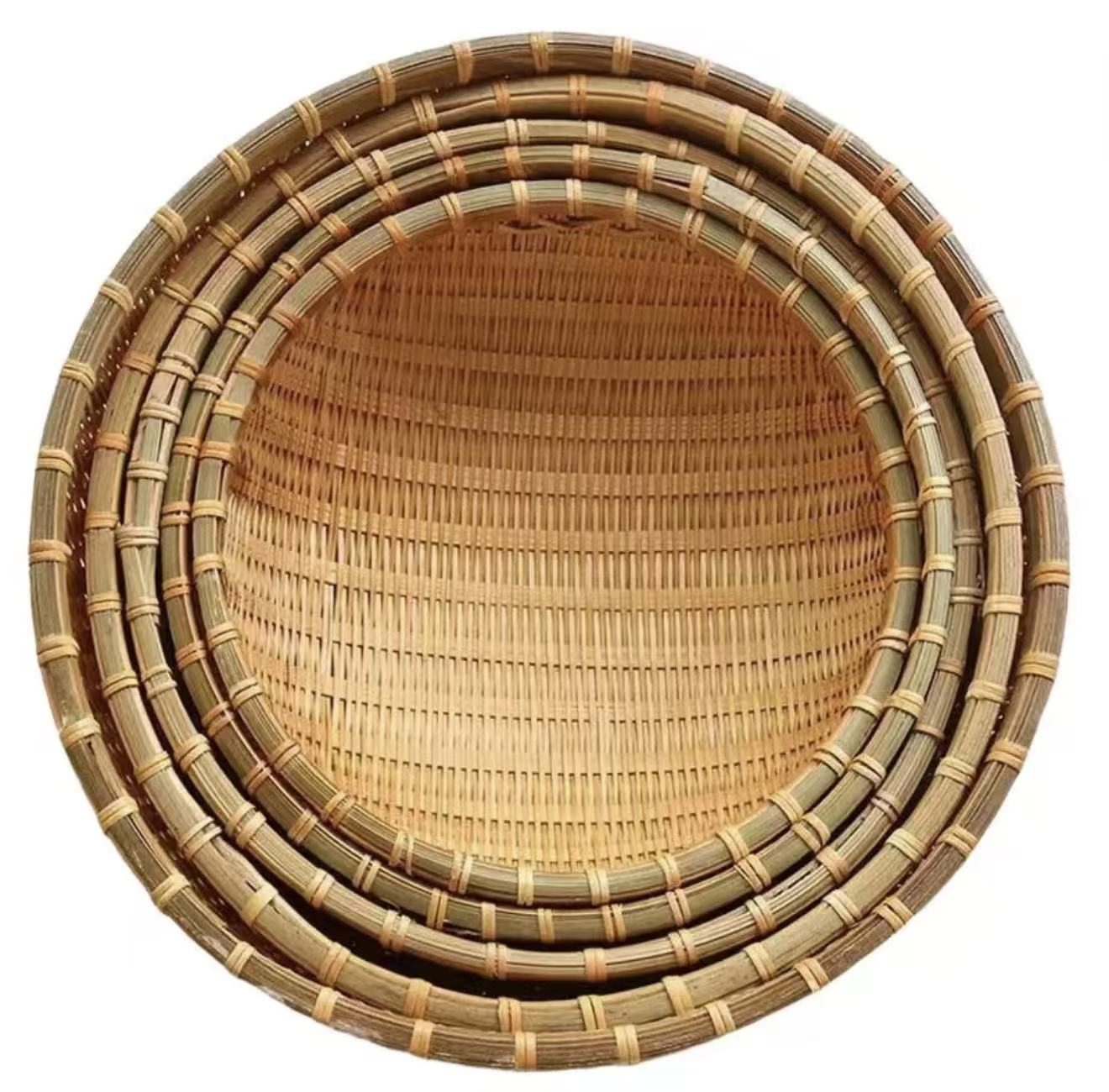 爺爺編織的竹籃