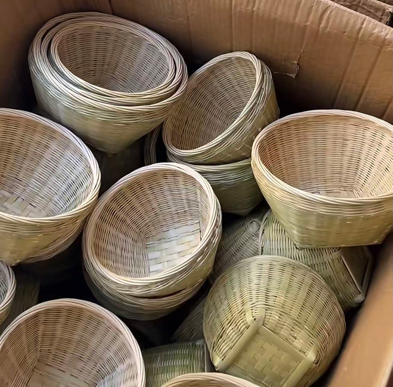 爺爺編織的竹籃