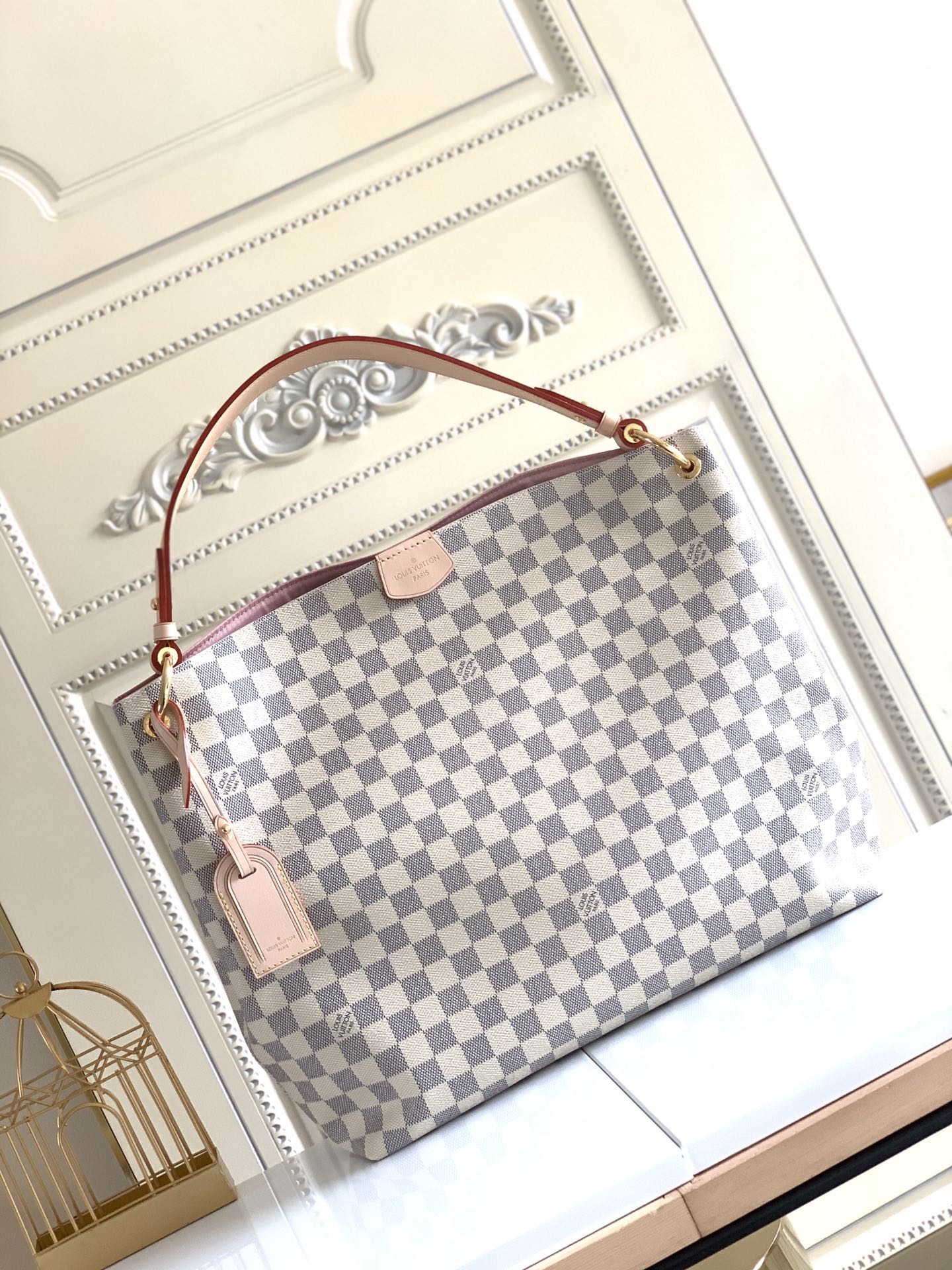 Louis Vuitton グレースフル PM｜モノグラム・ダミエ-三越伊勢丹公式 ラグジュアリーアウトレット