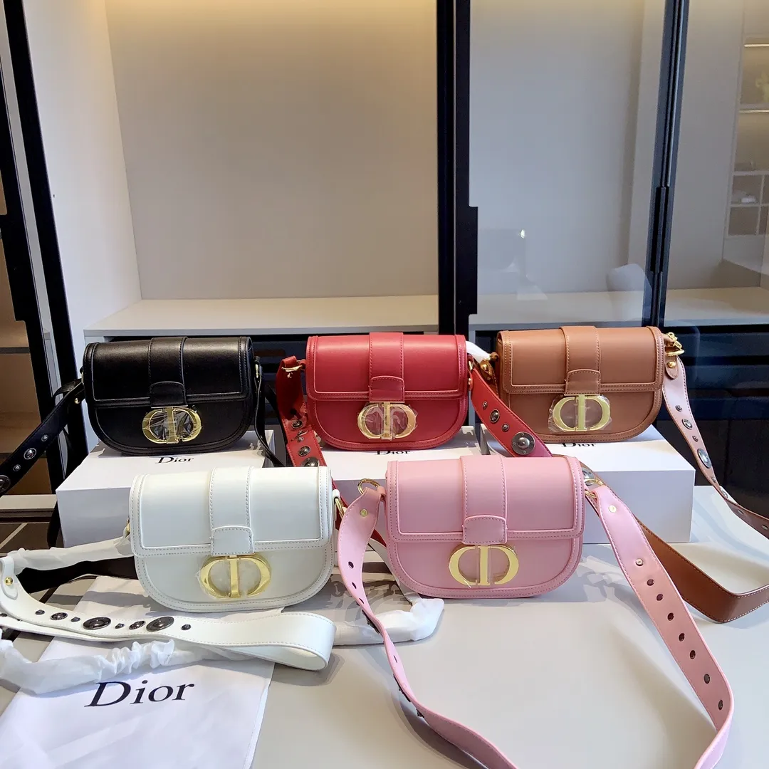 ディオール (DIOR) 2023夏新作 オブリーク ショルダーバッグ-三越伊勢丹公式 ラグジュアリーアウトレット