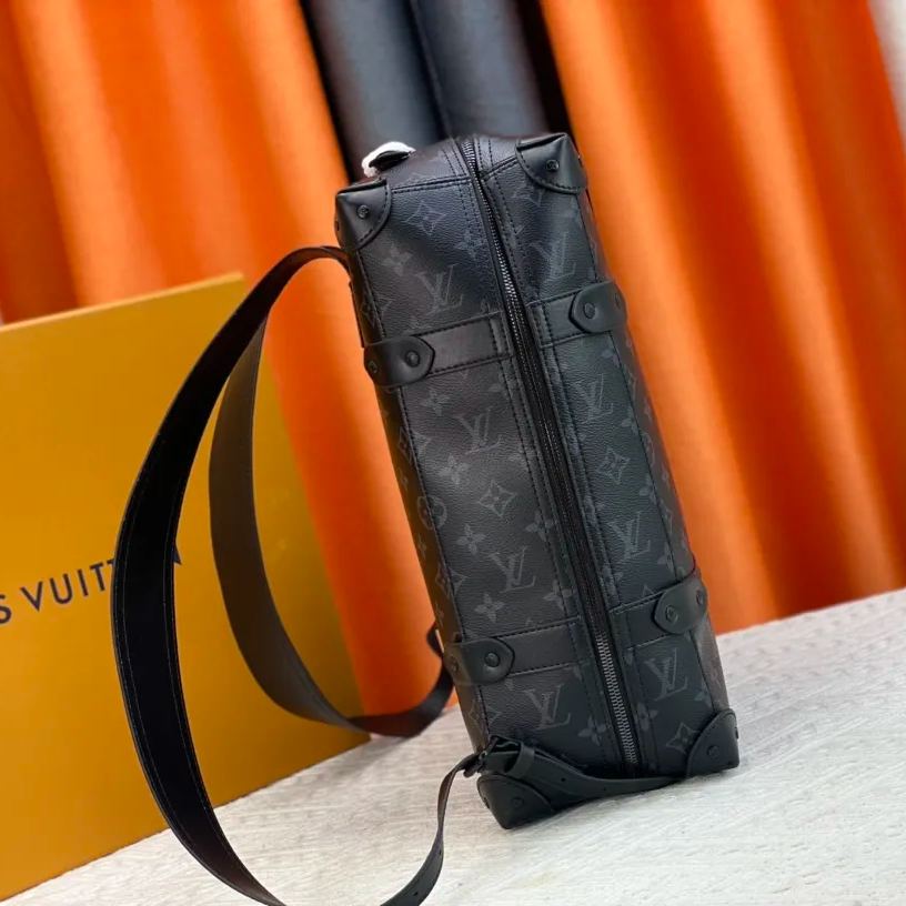 Louis Vuitton クラシック エレガント スーツケース｜LV モノグラム公式-三越伊勢丹公式 ラグジュアリーアウトレット