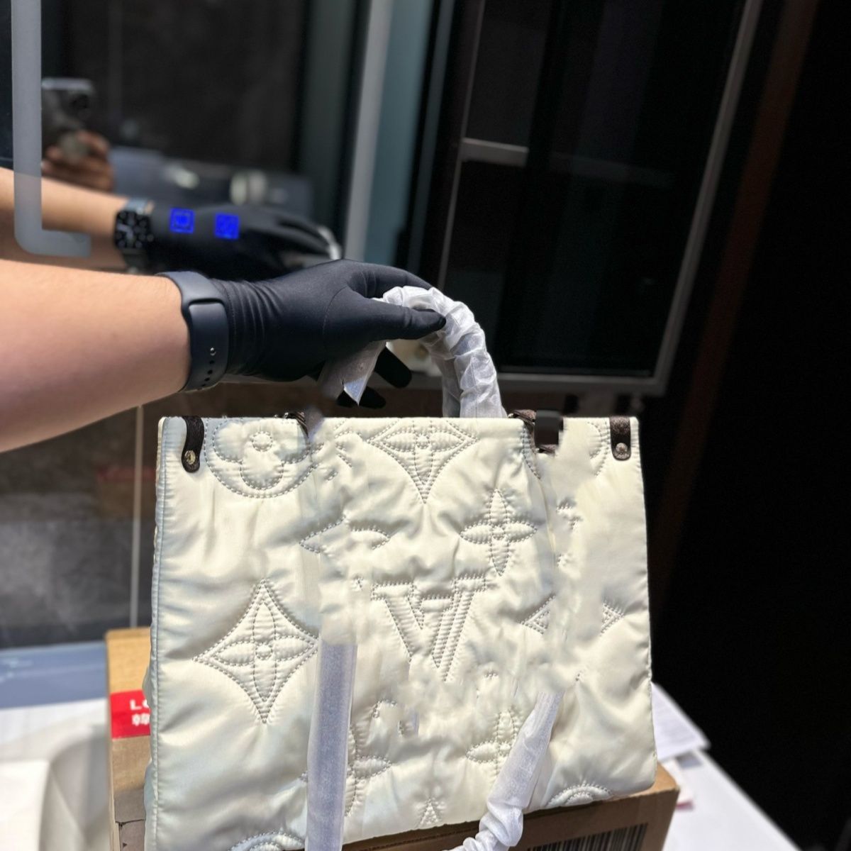 Louis Vuitton コットン トートバッグ｜期間限定SALE-三越伊勢丹公式 ラグジュアリーアウトレット