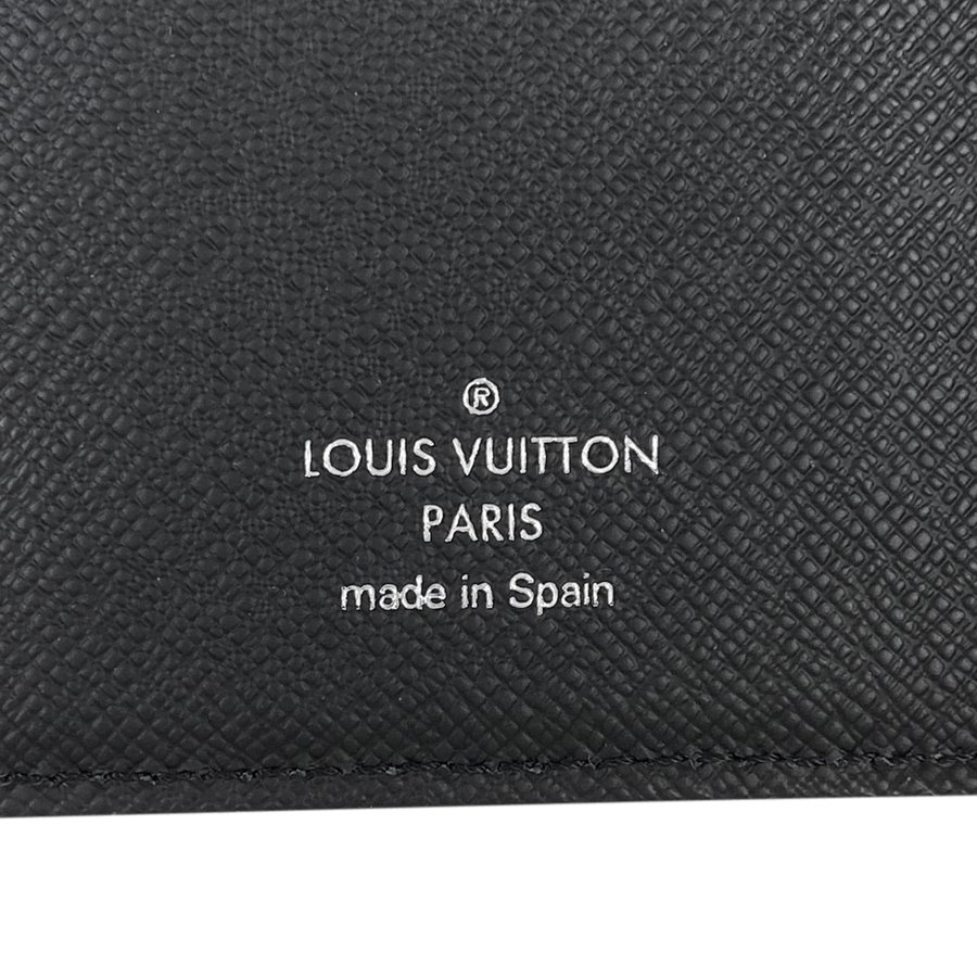 Louis Vuitton x Supreme｜エピ ノワール M67721-三越伊勢丹公式 ラグジュアリーアウトレット