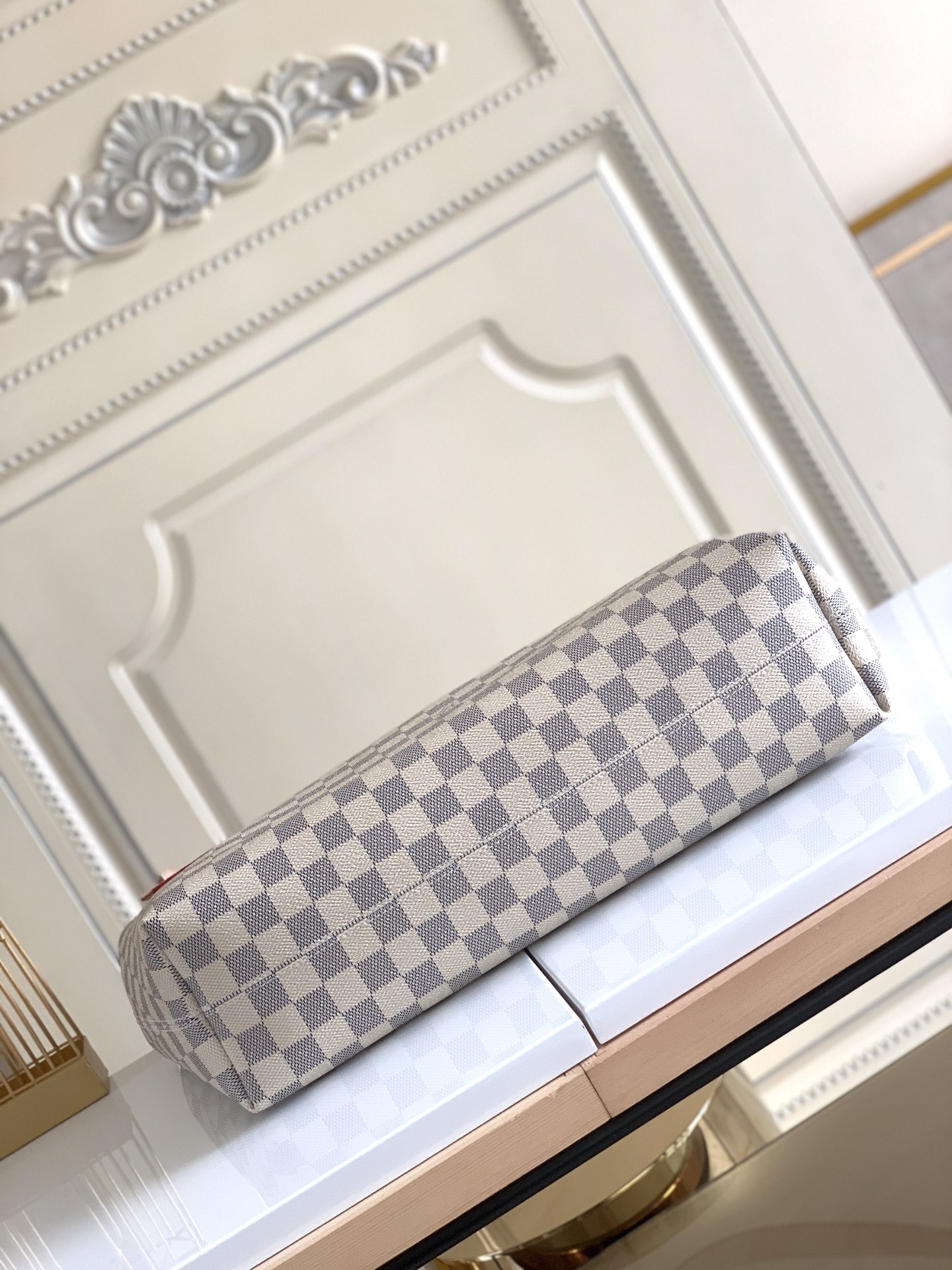 Louis Vuitton グレースフル PM｜モノグラム・ダミエ-三越伊勢丹公式 ラグジュアリーアウトレット