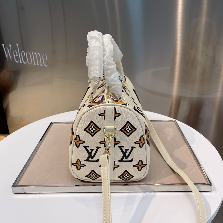 Louis Vuitton 25cm ハンドバッグ｜選べる2カラー-三越伊勢丹公式 ラグジュアリーアウトレット