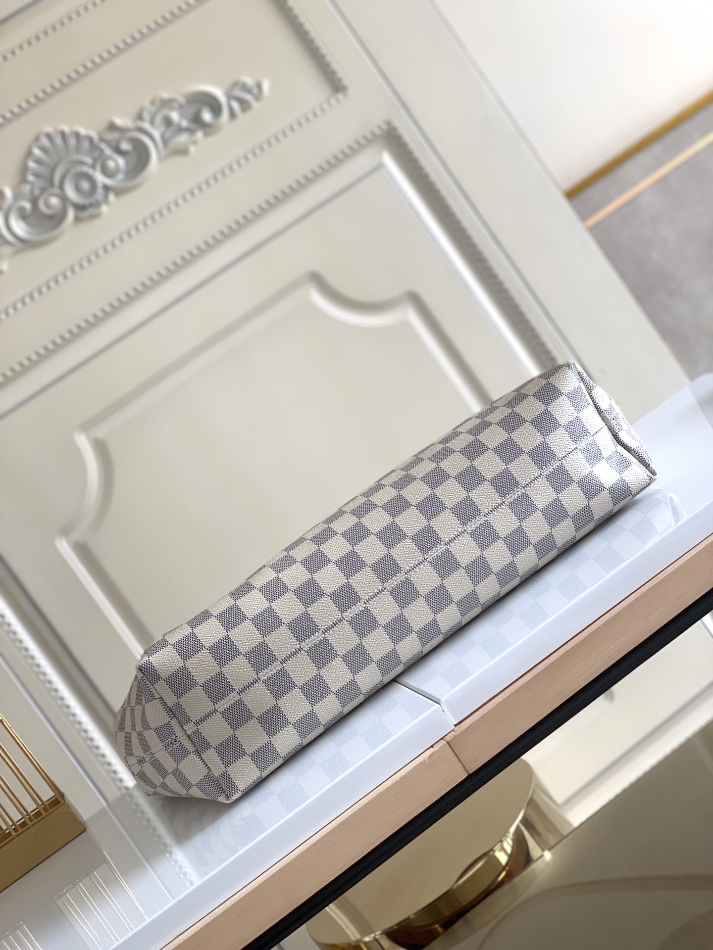 Louis Vuitton グレースフル PM｜モノグラム・ダミエ-三越伊勢丹公式 ラグジュアリーアウトレット
