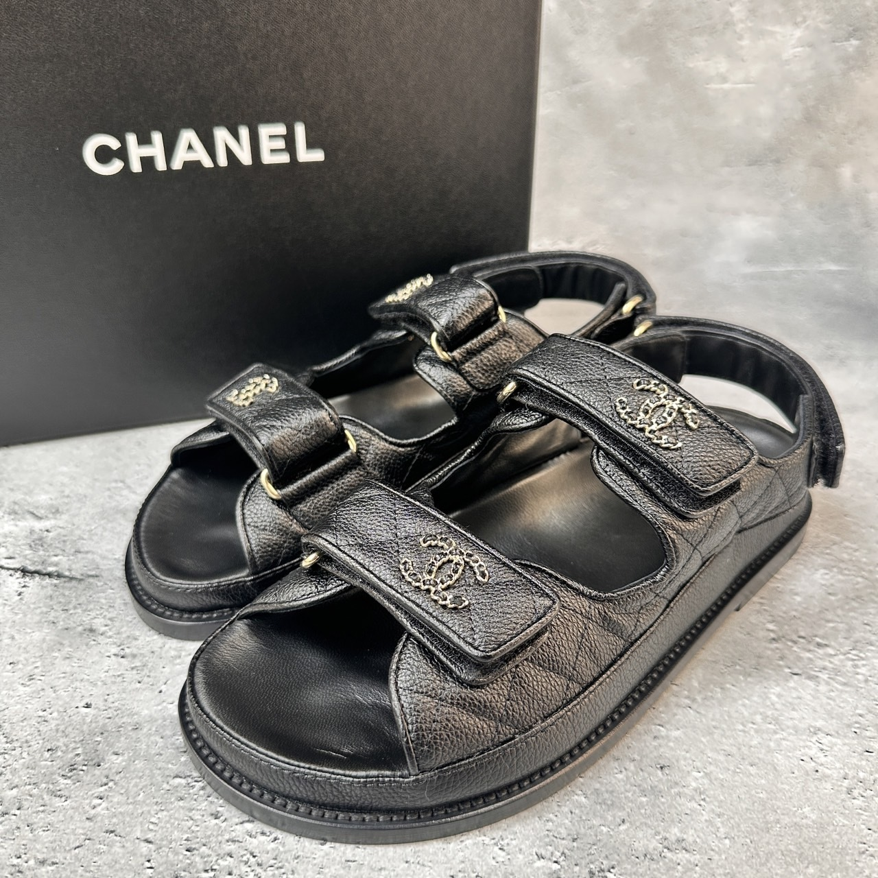 CHANEL フットベットサンダル｜レディース新作-三越伊勢丹公式 ラグジュアリーアウトレット