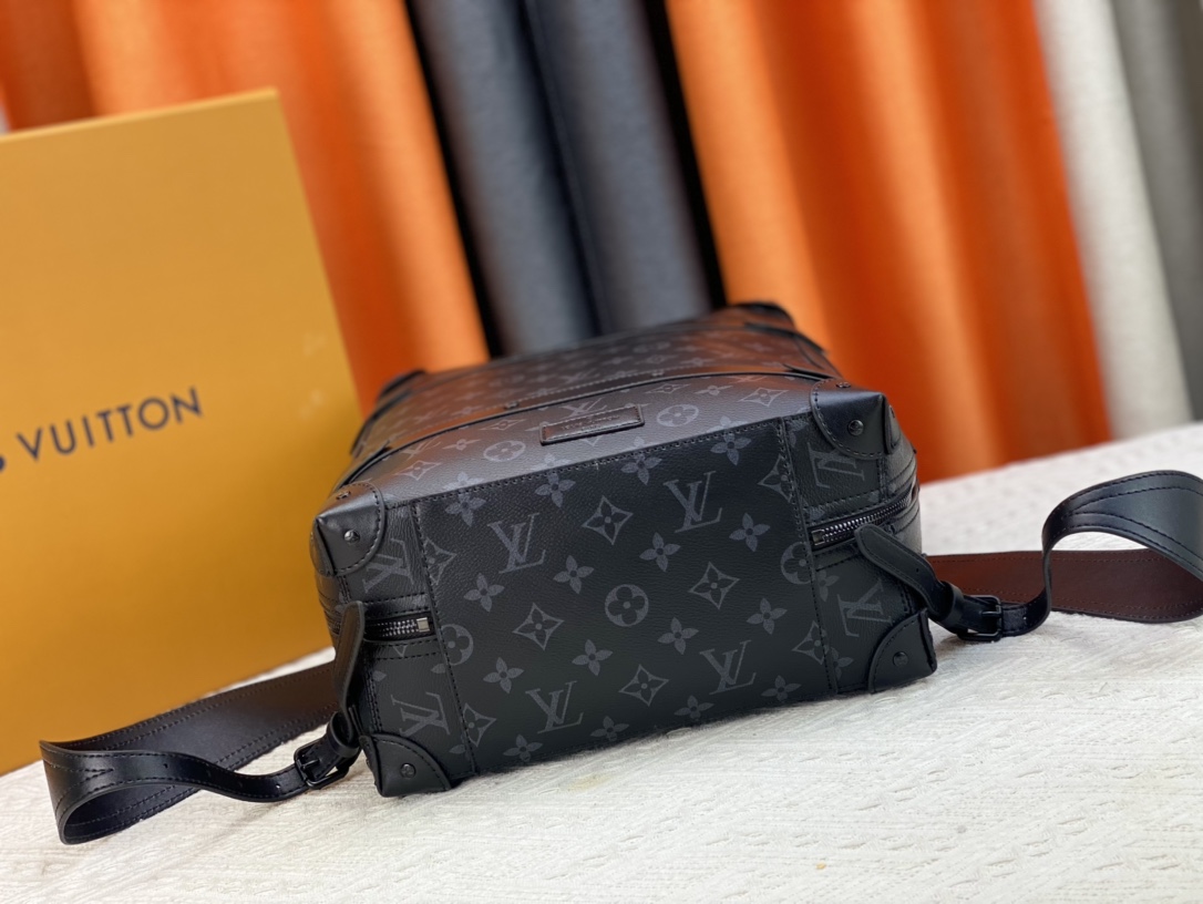 Louis Vuitton クラシック エレガント スーツケース｜LV モノグラム公式-三越伊勢丹公式 ラグジュアリーアウトレット