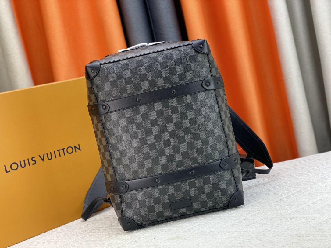 Louis Vuitton クラシック エレガント スーツケース｜LV モノグラム公式-三越伊勢丹公式 ラグジュアリーアウトレット