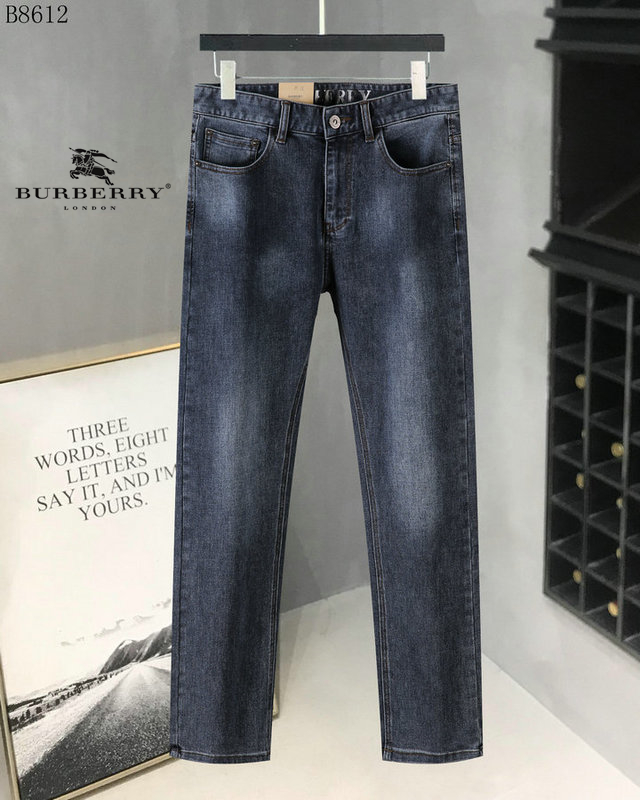 BURBERRY ジーンズ｜クラシックフィット デニム-三越伊勢丹公式 ラグジュアリーアウトレット