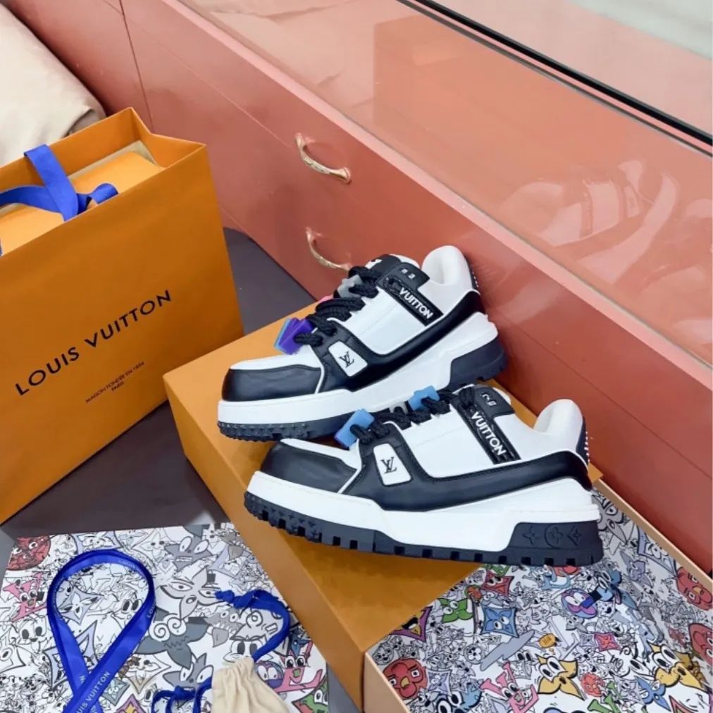 Louis Vuitton DIY バックル｜新作スニーカー-三越伊勢丹公式 ラグジュアリーアウトレット