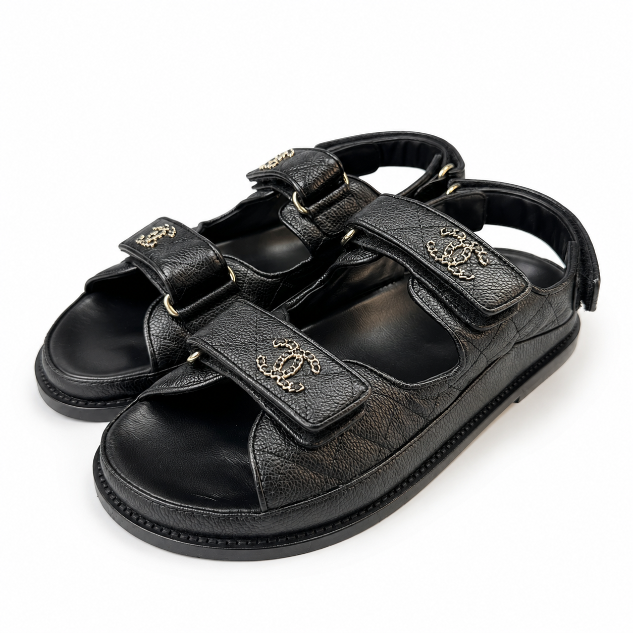 CHANEL グレインド カーフスキン ブラック サンダル レディース