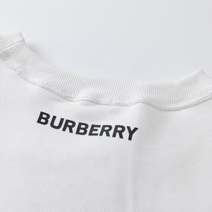 バーバリー (Burberry) 旗艦店限定ライン 待望の再入荷-三越伊勢丹公式 ラグジュアリーアウトレット