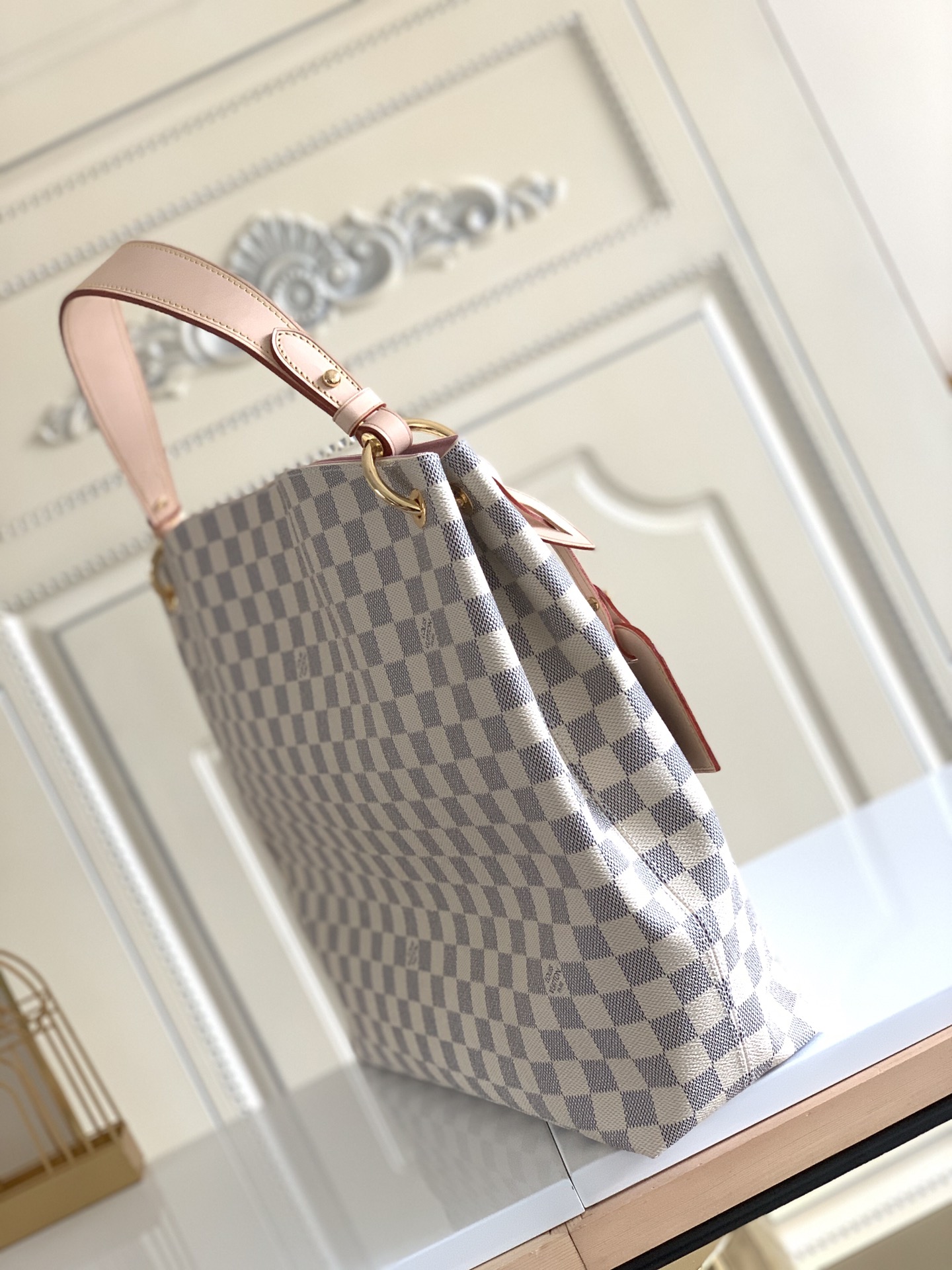 Louis Vuitton グレースフル PM｜モノグラム・ダミエ-三越伊勢丹公式 ラグジュアリーアウトレット
