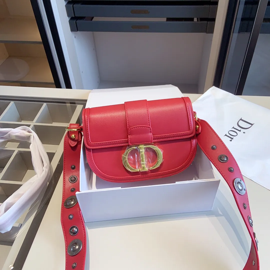 ディオール (DIOR) 2023夏新作 オブリーク ショルダーバッグ-三越伊勢丹公式 ラグジュアリーアウトレット
