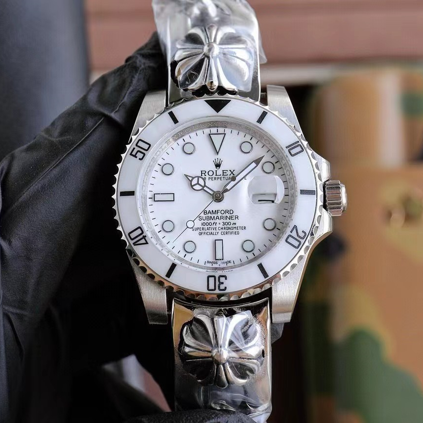 Rolex サブマリーナー 116610 × クロムハーツ｜5カラー-三越伊勢丹公式 ラグジュアリーアウトレット