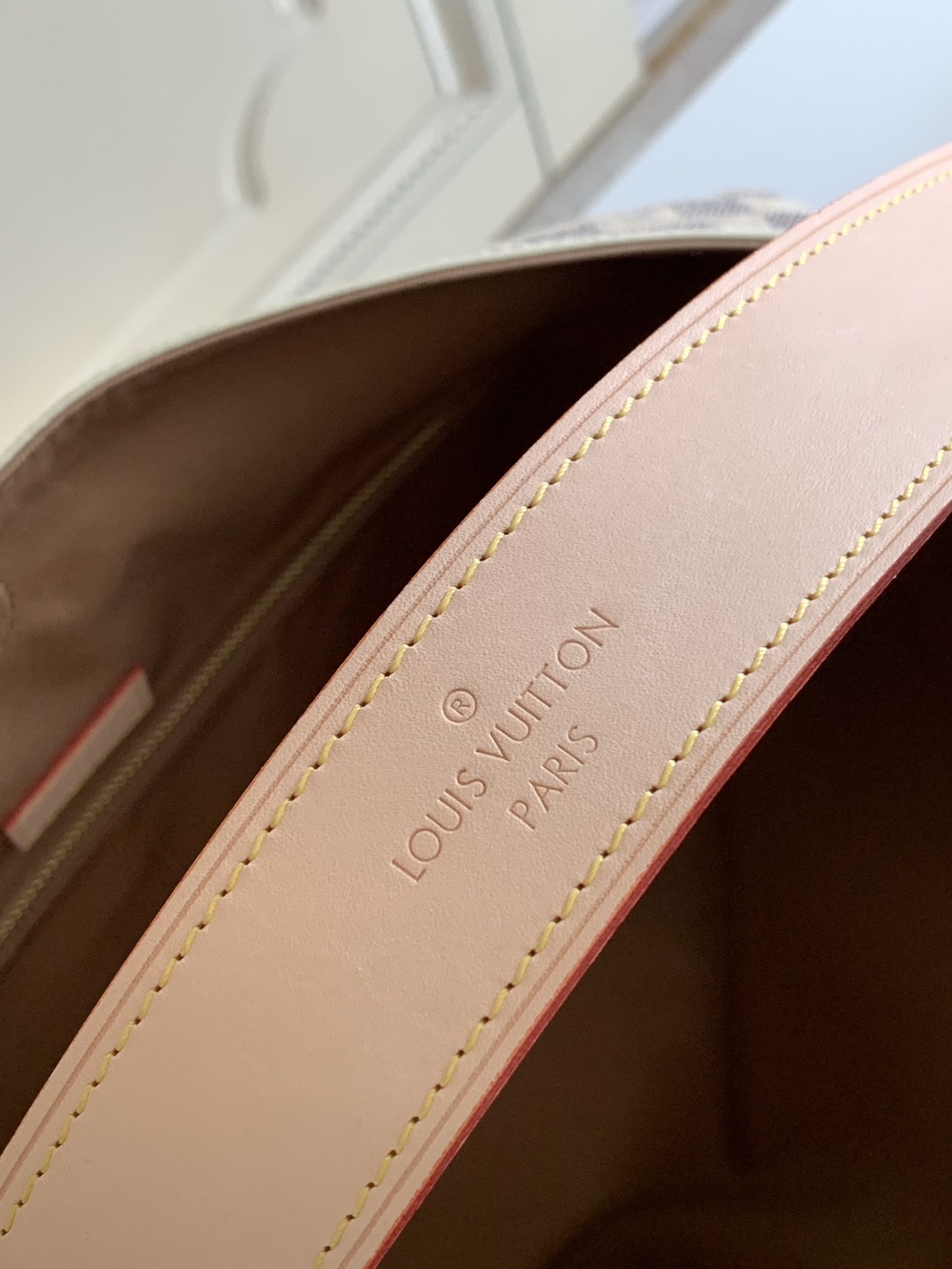 Louis Vuitton グレースフル PM｜モノグラム・ダミエ-三越伊勢丹公式 ラグジュアリーアウトレット