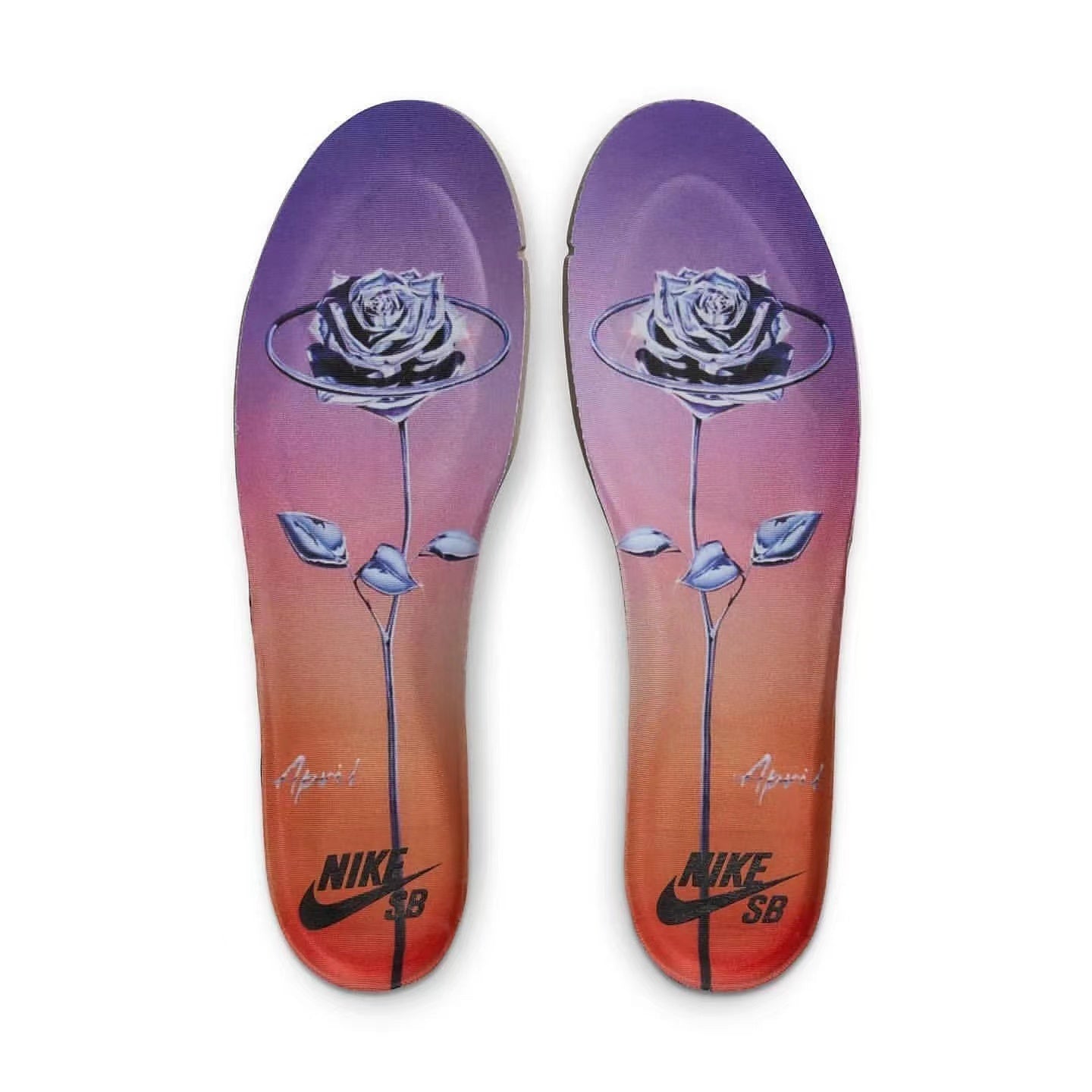 April Skateboards x Nike SB ダンク Low｜限定-三越伊勢丹公式 ラグジュアリーアウトレット